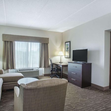 Comfort Inn & Suites Sarasota I75 Buitenkant foto