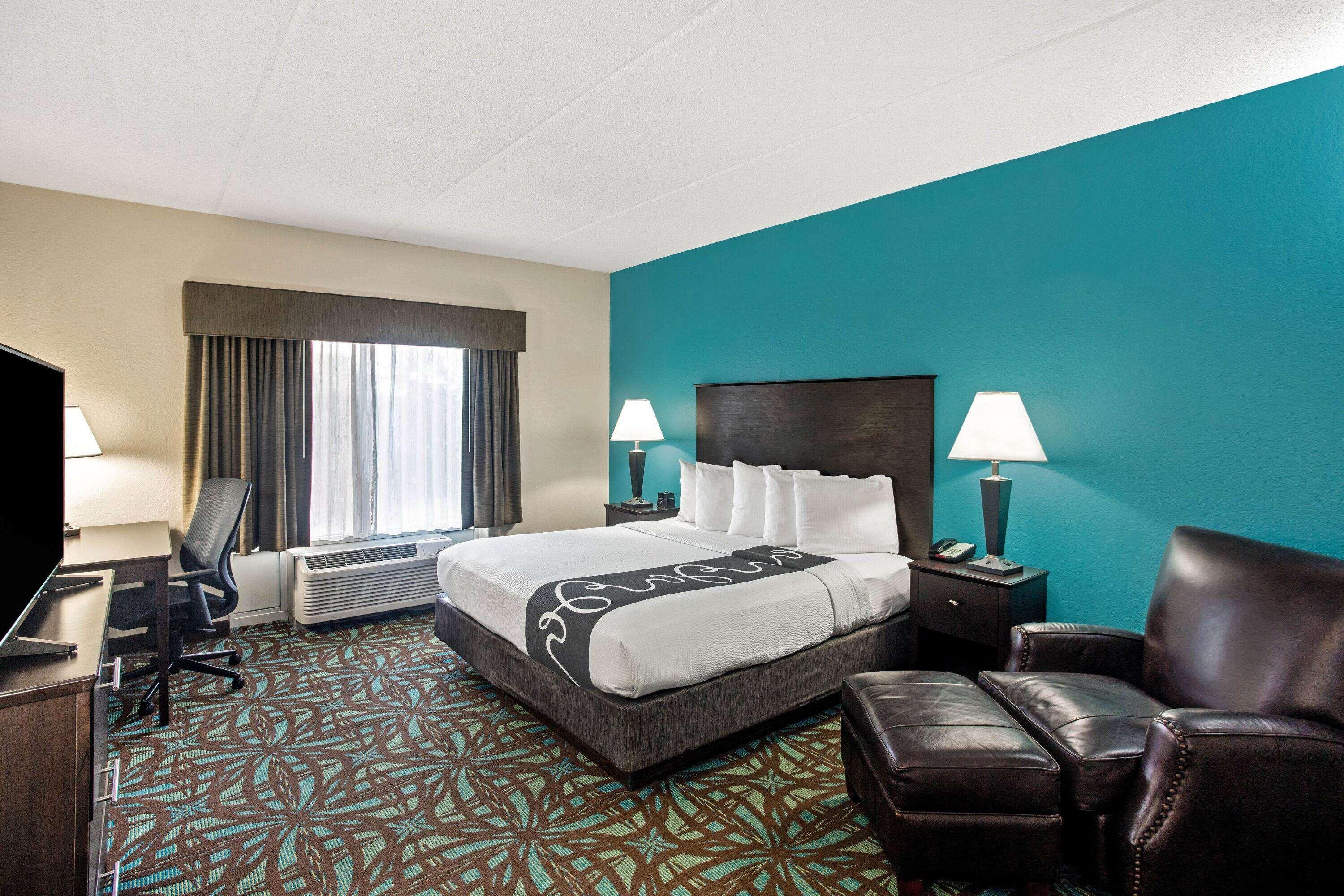 Comfort Inn & Suites Sarasota I75 Buitenkant foto