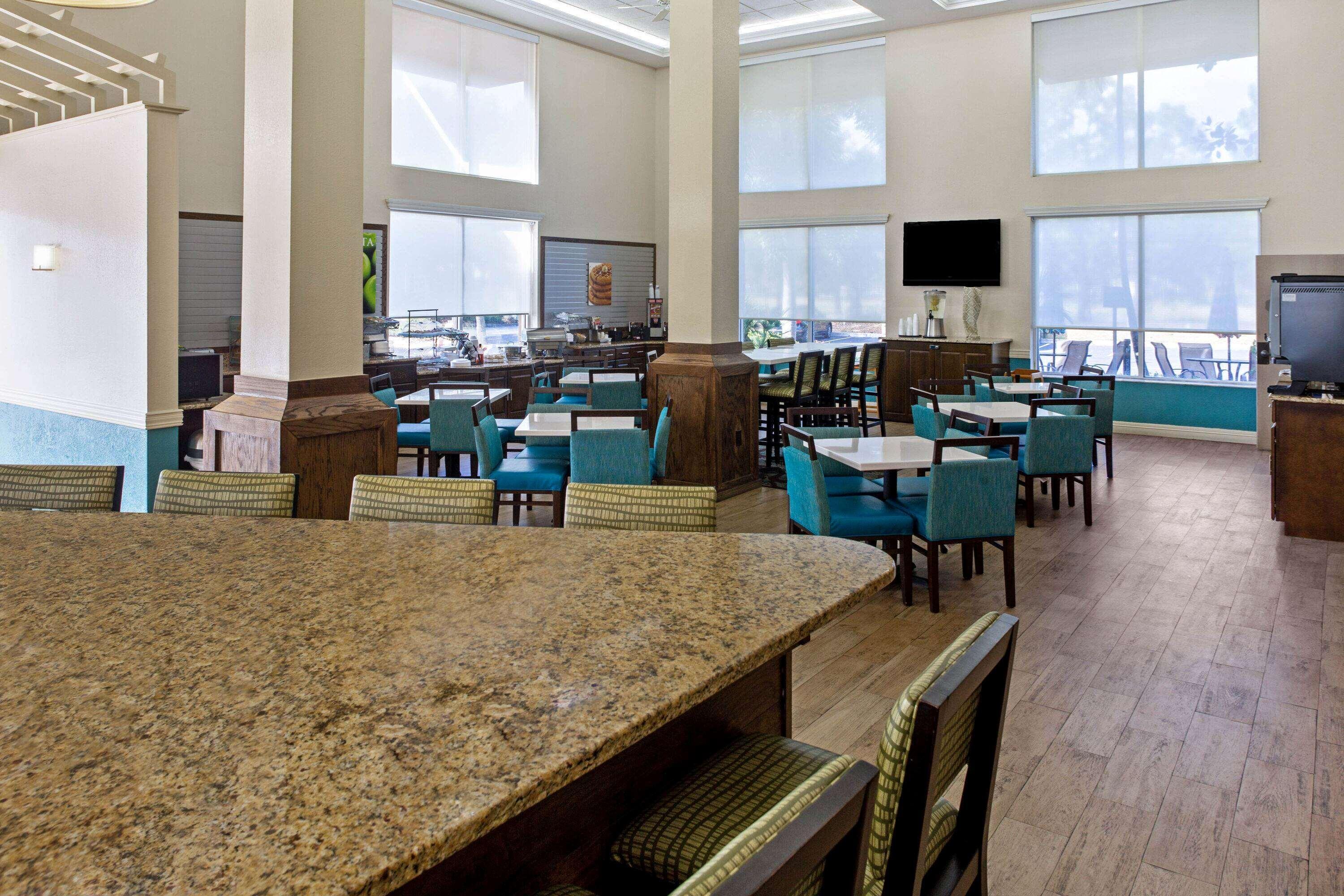 Comfort Inn & Suites Sarasota I75 Buitenkant foto