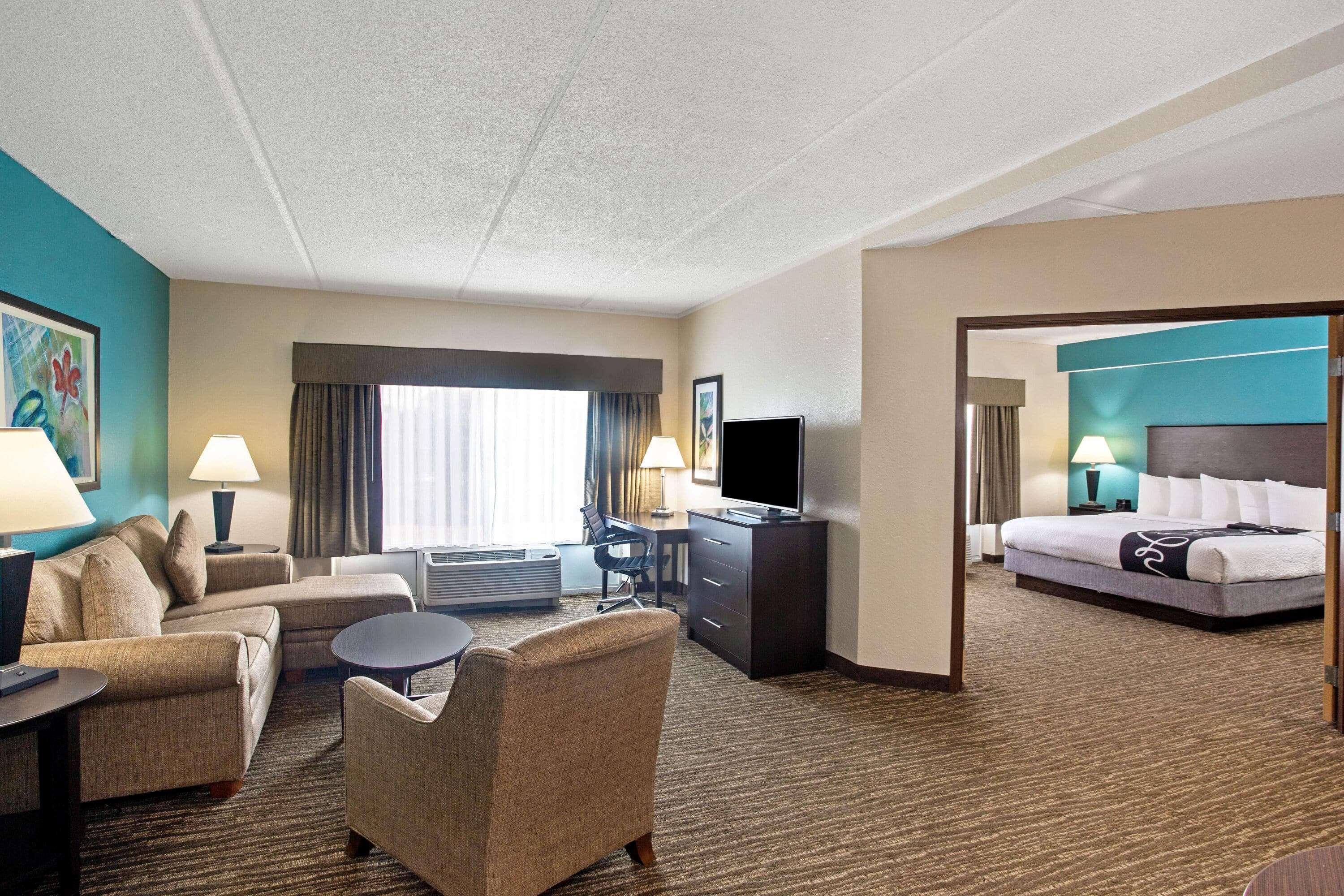 Comfort Inn & Suites Sarasota I75 Buitenkant foto