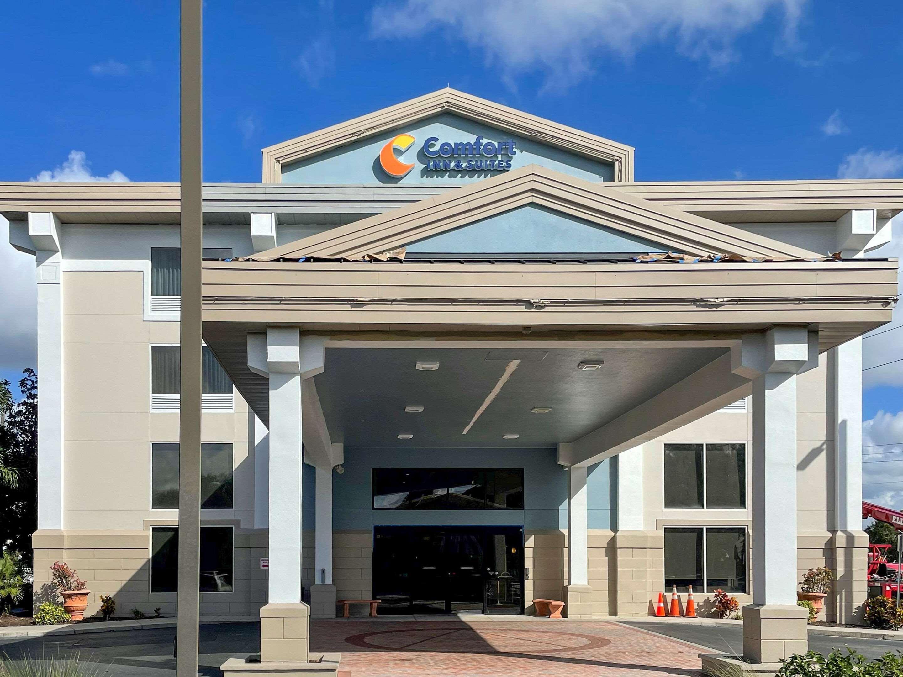 Comfort Inn & Suites Sarasota I75 Buitenkant foto