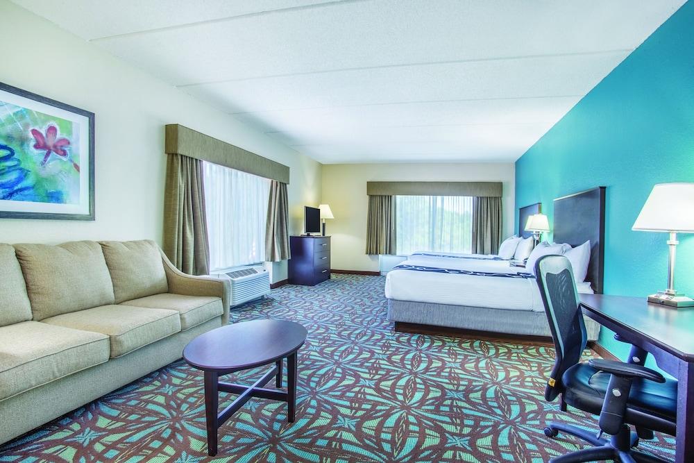 Comfort Inn & Suites Sarasota I75 Buitenkant foto