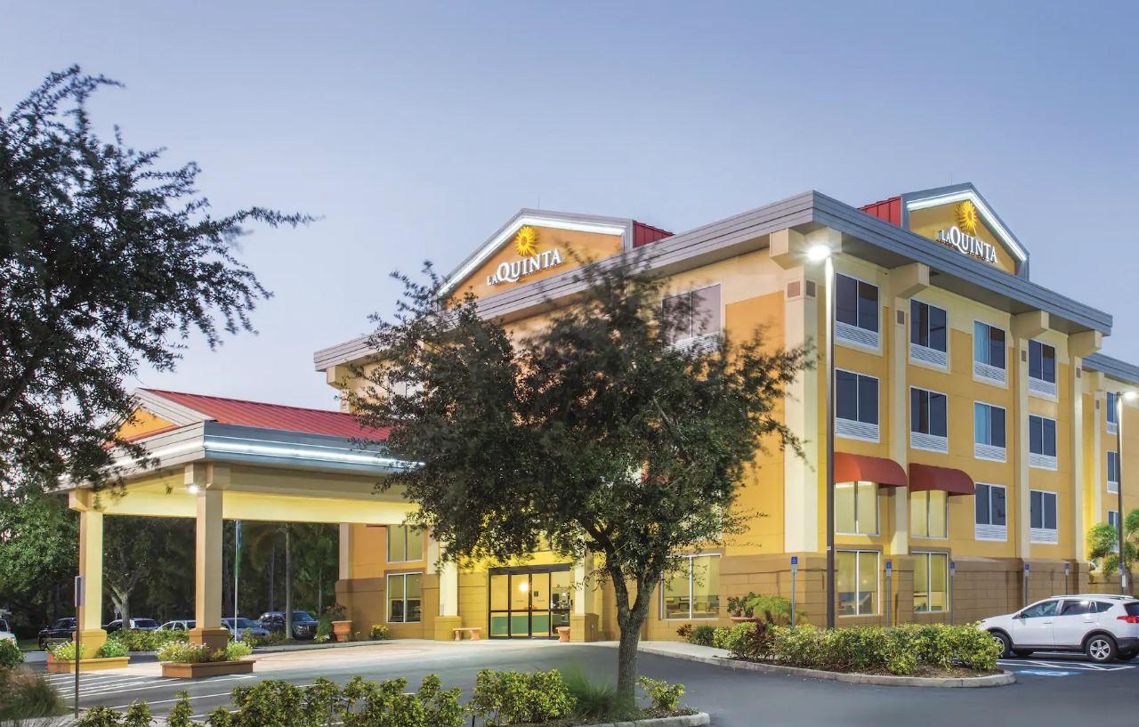 Comfort Inn & Suites Sarasota I75 Buitenkant foto