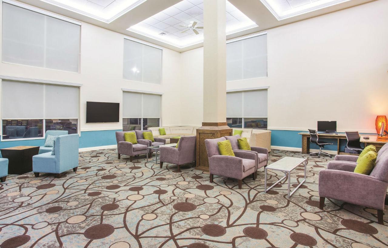 Comfort Inn & Suites Sarasota I75 Buitenkant foto